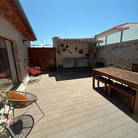 בית נופש Eido De Bairros - Casa Cantinho Da Touca סואז'ו