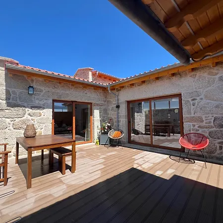 בית נופש Eido De Bairros - Casa Cantinho Da Touca סואז'ו