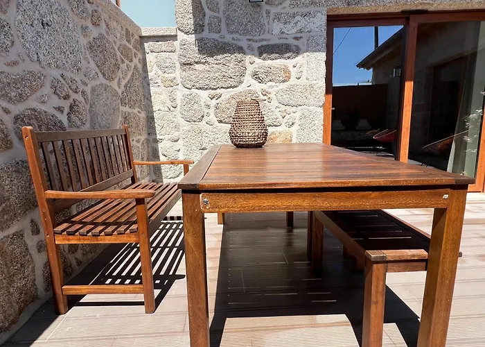 Eido De Bairros - Casa Cantinho Da Touça Soajo